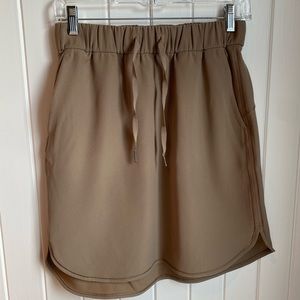 Lululemon On the Fly Skirt, Khaki, Size 6